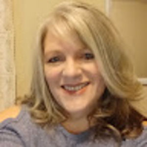 Meet your Posher, Karrie